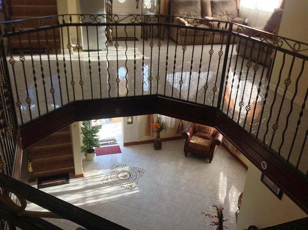 Cazwin Villas Montego Bay Konukevi