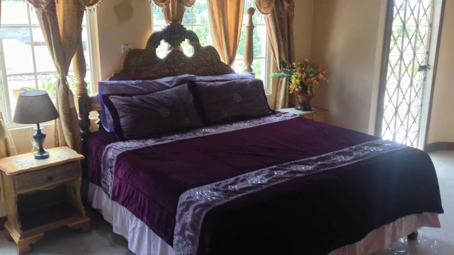 Konukevi Cazwin Villas Montego Bay